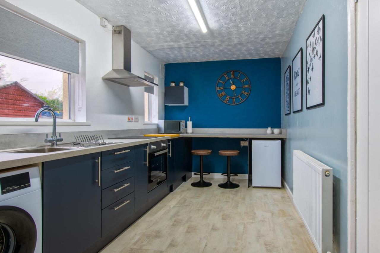 Rookwood House - Spacious Home With Free Parking - Short Stay Leeds Leeds  Exterior foto